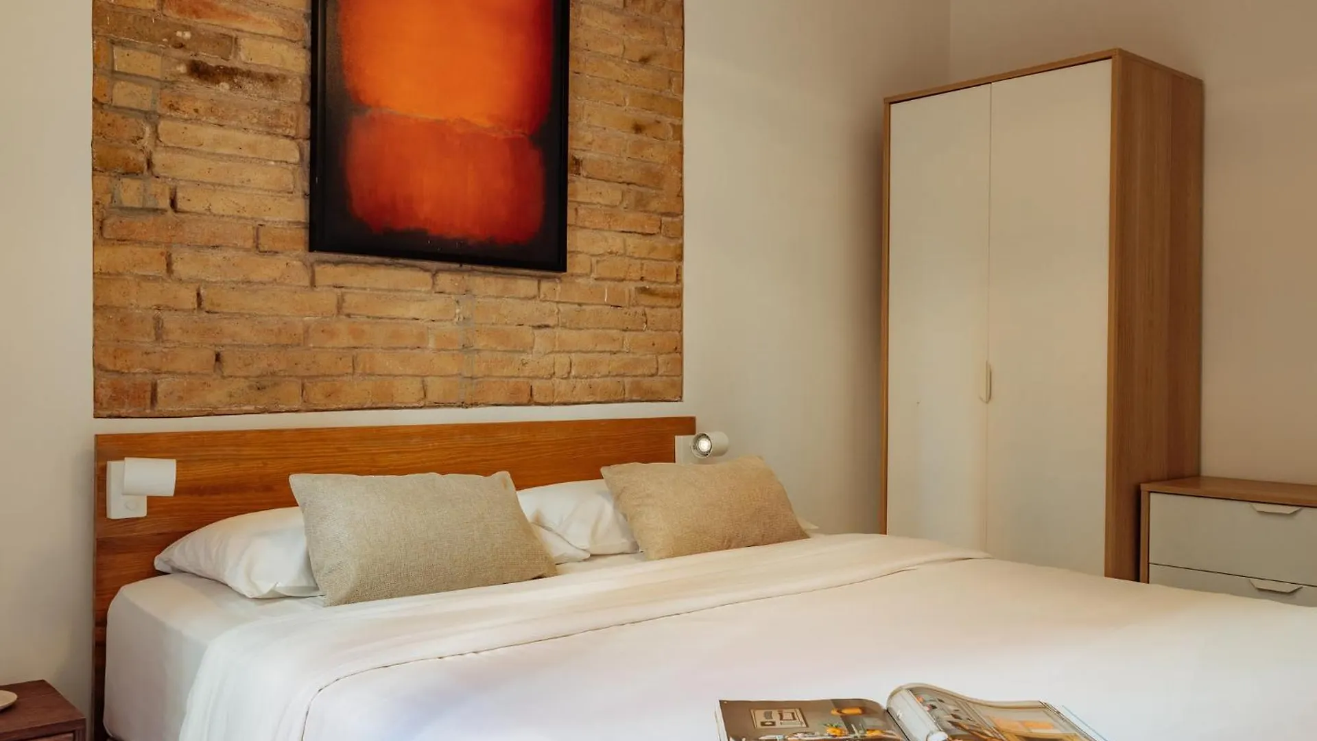Design Apartments By Olala Homes L'Hospitalet de Llobregat 0*,  İspanya